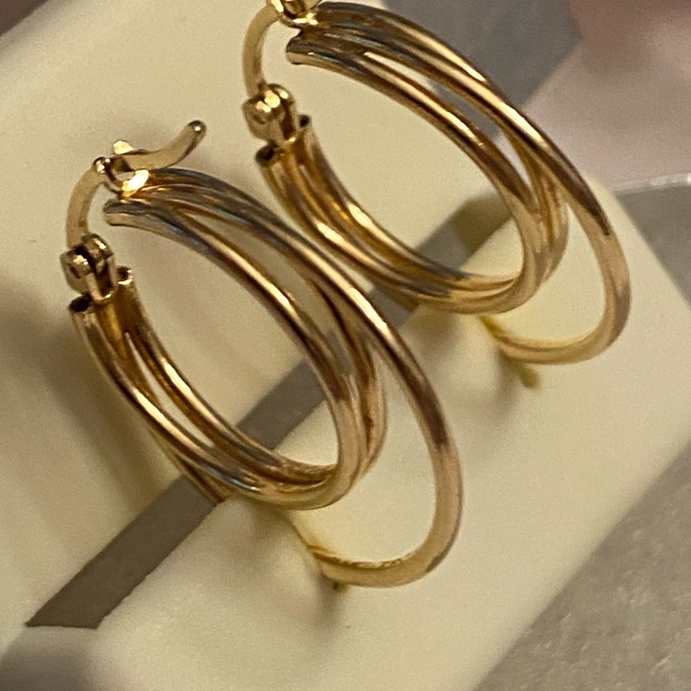 10K Solid Yellow Gold Triple Hoop Dangle Earrings